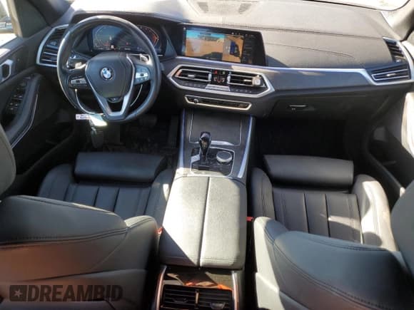 ✅ 2022 BMW X5 xDrive40i • VIN: 5UXCR6C0XN9K60795 • Lot: 89917555. Listed on Copart with 61,864 mi. Free auction sales archive from the USA and detailed vehicle history report at DreamBid. Image 8.