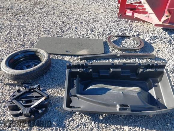 ✅ 2022 Chevrolet Traverse LT Cloth • VIN: 1GNERGKW6NJ188408 • Lot: 43521438. Listed on IAAI with 44,355 mi. Free auction sales archive from the USA and detailed vehicle history report at DreamBid. Image 12.