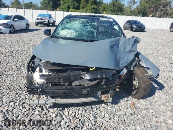 ✅ 2024 Nissan Sentra SR • VIN: 3N1AB8DV7RY308193 • Lot: 89628385. Listed on Copart with 14,887 mi. Free auction sales archive from the USA and detailed vehicle history report at DreamBid. Image 5.