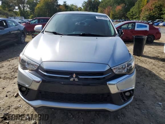 2018 Mitsubishi Outlander ES with VIN JA4AR3AU3JZ026435, listed as a Copart auction lot 84451235 with 117,583 mi miles and Salvage title. Bid and sale history available at DreamBid. Image 5.
