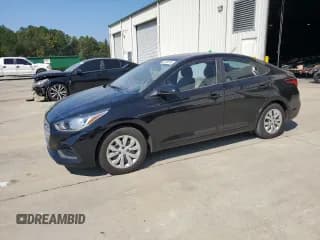✅ 2018 Hyundai Accent SE • VIN: 3KPC24A33JE005810 • Лот: 74198114. Опубликован ранее на Copart с пробегом 77 819 миль. Бесплатный доступ к архиву аукционных продаж из США и подробный отчёт об истории автомобиля на DreamBid. Изображение 1.