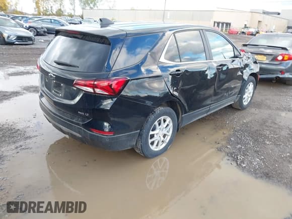 ✅ 2023 Chevrolet Equinox LT • VIN: 3GNAXUEG2PL145896 • Лот: 43509344. Опубликован ранее на IAAI с пробегом 29 332 миль. Бесплатный доступ к архиву аукционных продаж из США и подробный отчёт об истории автомобиля на DreamBid. Изображение 4.