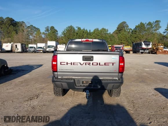 ✅ 2022 Chevrolet Colorado 4WD ZR2 • VIN: 1GCGTEEN0N1305930 • Лот: 41823662. Опубликован ранее на IAAI с пробегом 25 431 миль. Бесплатный доступ к архиву аукционных продаж из США и подробный отчёт об истории автомобиля на DreamBid. Изображение 17.