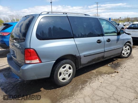 ✅ 2005 Ford Freestar SE • VIN: 2FMZA51625BA05318 • Lot: 52122904. Listed on Copart with Not provided. Free auction sales archive from the USA and detailed vehicle history report at DreamBid. Image 3.
