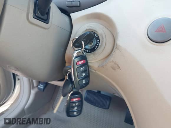 2007 Hyundai Azera SE with VIN KMHFC46F07A229069, listed as a IAAI auction lot 43510048 with 90,072 mi miles and . Bid and sale history available at DreamBid. Image 11.