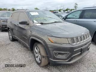 2019 Jeep Compass Latitude с VIN 3C4NJDBB5KT689600, выставлен на аукционе IAAI как лот 43019885 с пробегом Не указан миль и . История ставок и продаж доступна на DreamBid. Изображение 1.