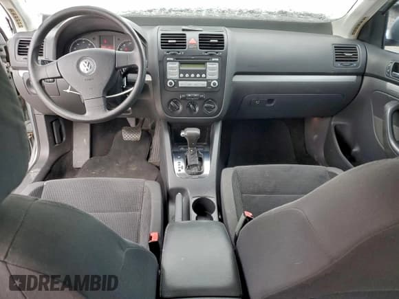 ✅ 2009 Volkswagen Jetta S • VIN: 3VWJZ71K99M156757 • Lot: 95053545. Listed on Copart with 111,870 mi. Free auction sales archive from the USA and detailed vehicle history report at DreamBid. Image 8.