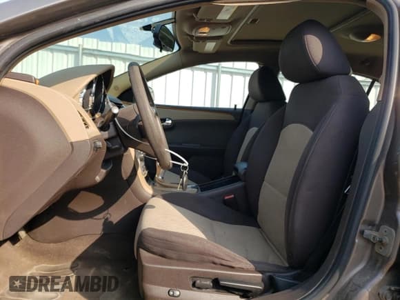 ✅ 2010 Chevrolet Malibu 1LT • VIN: 1G1ZC5EBXAF208464 • Lot: 73840734. Listed on Copart with 203,893 mi. Free auction sales archive from the USA and detailed vehicle history report at DreamBid. Image 7.