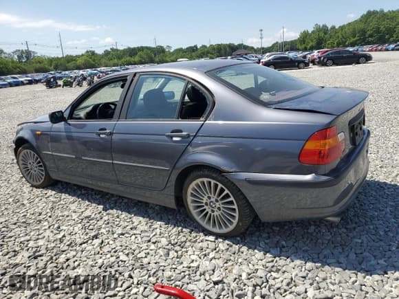 ✅ 2003 BMW 3 Series 325xi • VIN: WBAEU33473PM56774 • Лот: 58332015. Опубликован ранее на Copart с пробегом Не указан. Бесплатный доступ к архиву аукционных продаж из США и подробный отчёт об истории автомобиля на DreamBid. Изображение 2.