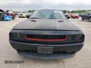 ✅ 2011 Dodge Challenger • VIN: 2B3CJ4DGXBH603563 • Lot: 54626995. Wystawiony na Copart z przebiegiem 215 162 mil. Bezpłatny archiwum sprzedaży aukcyjnych z USA i szczegółowy raport historii pojazdu na DreamBid. Zdjęcie 5.