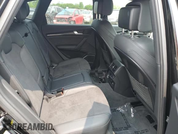 ✅ 2021 Audi SQ5 Premium Plus • VIN: WA1B4AFYXM2028389 • Lot: 59117145. Wystawiony na Copart z przebiegiem 39 467 mil. Bezpłatny archiwum sprzedaży aukcyjnych z USA i szczegółowy raport historii pojazdu na DreamBid. Zdjęcie 11.