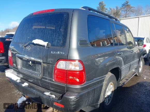 ✅ 2000 Lexus LX 470 • VIN: JT6HT00W6Y0118359 • Лот: 41369134. Опубликован ранее на IAAI с пробегом 279 475 миль. Бесплатный доступ к архиву аукционных продаж из США и подробный отчёт об истории автомобиля на DreamBid. Изображение 4.