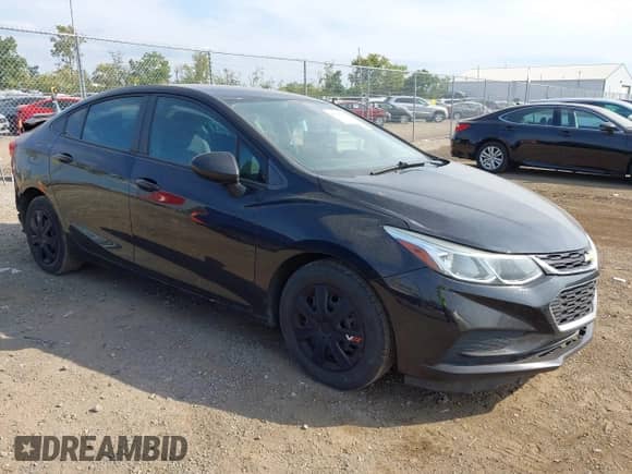 2018 Chevrolet Cruze LS с VIN 1G1BC5SM5J7129821, выставлен на аукционе IAAI как лот 43225791 с пробегом 157 473 миль миль и . История ставок и продаж доступна на DreamBid. Изображение 1.