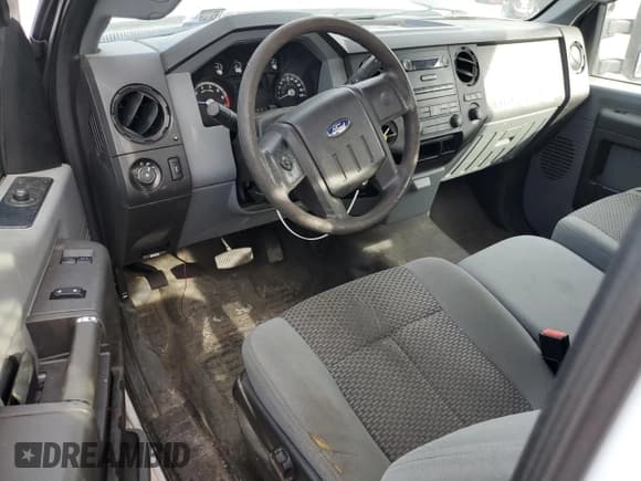 ✅ 2016 Ford F-350 XL • VIN: 1FTBF3A62GEB18866 • Lot: 49174335. Listed on Copart with 202,806 mi. Free auction sales archive from the USA and detailed vehicle history report at DreamBid. Image 8.