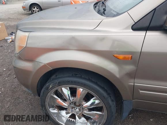 ✅ 2008 Honda Pilot EX-L • VIN: 5FNYF18658B019530 • Lot: 42615529. Listed on IAAI with 194,082 mi. Free auction sales archive from the USA and detailed vehicle history report at DreamBid. Image 13.