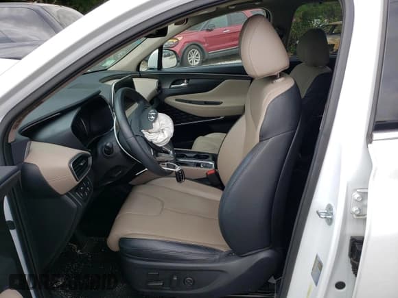 ✅ 2020 Hyundai Santa Fe Limited • VIN: 5NMS5CAA8LH218565 • Лот: 66497043. Опубликован ранее на Copart с пробегом 25 325 миль. Бесплатный доступ к архиву аукционных продаж из США и подробный отчёт об истории автомобиля на DreamBid. Изображение 7.