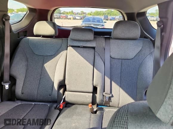 ✅ 2020 Hyundai Santa Fe SEL • VIN: 5NMS33AD1LH187529 • Lot: 82090715. Wystawiony na Copart z przebiegiem 72 501 mil. Bezpłatny archiwum sprzedaży aukcyjnych z USA i szczegółowy raport historii pojazdu na DreamBid. Zdjęcie 10.