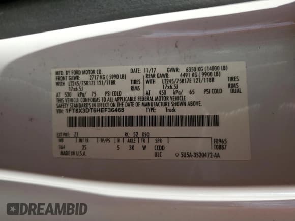 ✅ 2017 Ford F-350 XLT • VIN: 1FT8X3DT6HEF36468 • Lot: 69122314. Wystawiony na Copart z przebiegiem Nie podano. Bezpłatny archiwum sprzedaży aukcyjnych z USA i szczegółowy raport historii pojazdu na DreamBid. Zdjęcie 12.