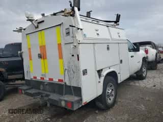 2012 Chevrolet Silverado 3500HD Work Truck с VIN 1GB3CZCG1CF197851, выставлен на аукционе Copart как лот 43829635 с пробегом Не указан миль и Чистый • Clean title. История ставок и продаж доступна на DreamBid. Изображение 3.