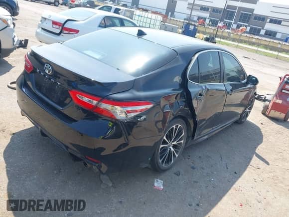 2019 Toyota Camry LE with VIN 4T1B11HK9KU811319, listed as a IAAI auction lot 43165034 with 44,890 mi miles and . Bid and sale history available at DreamBid. Image 4.