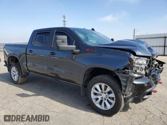 2021 Chevrolet Silverado 1500 LT Trail Boss with VIN 1GCPYFED7MZ212269, listed as a Copart auction lot 86653785 with 113,366 mi miles and Salvage title. Bid and sale history available at DreamBid. Image 4.