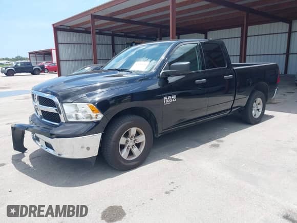 2024 Ram 1500 SLT z VIN 1C6RR6GG4RS123036, wystawiony jako IAAI lot #42356146 z przebiegiem 38 557 mil mil oraz . Historia ofert i sprzedaży dostępna na DreamBid. Obrazek 19.
