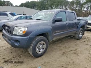 ✅ 2011 Toyota Tacoma PreRunner • VIN: 5TFJX4GN9BX002350 • Lot: 93178255. Listed on Copart with 229,925 mi. Free auction sales archive from the USA and detailed vehicle history report at DreamBid. Image 1.