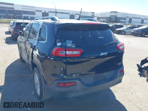 ✅ 2015 Jeep Cherokee Latitude • VIN: 1C4PJLCB0FW607712 • Lot: 43501003. Listed on IAAI with 115,323 mi. Free auction sales archive from the USA and detailed vehicle history report at DreamBid. Image 3.