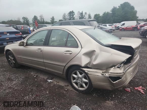 ✅ 2002 Mercedes-Benz C 230/260/280/320 • VIN: WDBRF61J32E006122 • Lot: 67344195. Wystawiony na Copart z przebiegiem 61 240 mil. Bezpłatny archiwum sprzedaży aukcyjnych z USA i szczegółowy raport historii pojazdu na DreamBid. Zdjęcie 2.