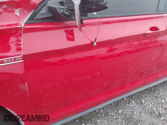 ✅ 2019 Volkswagen Jetta S • VIN: 3VW5T7BU2KM195232 • Lot: 43357447. Listed on IAAI with 37,615 mi. Free auction sales archive from the USA and detailed vehicle history report at DreamBid. Image 17.