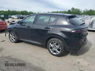 2024 Dodge Hornet R/T z VIN ZACPDFCW5R3A32513, wystawiony jako Copart lot #58426005 z przebiegiem 26 849 mil mil oraz Szkoda całkowita • Salvage title. Historia ofert i sprzedaży dostępna na DreamBid. Obrazek 2.