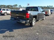 ✅ 2018 Chevrolet Silverado 1500 LT • VIN: 1GCRCREC7JZ141635 • Lot: 43682102. Wystawiony na IAAI z przebiegiem 150 756 mil. Bezpłatny archiwum sprzedaży aukcyjnych z USA i szczegółowy raport historii pojazdu na DreamBid. Zdjęcie 4.