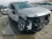 ✅ 2022 Hyundai Tucson Limited • VIN: KM8JFDA24NU059140 • Lot: 49006965. Wystawiony na Copart z przebiegiem 32 792 mil. Bezpłatny archiwum sprzedaży aukcyjnych z USA i szczegółowy raport historii pojazdu na DreamBid. Zdjęcie 15.