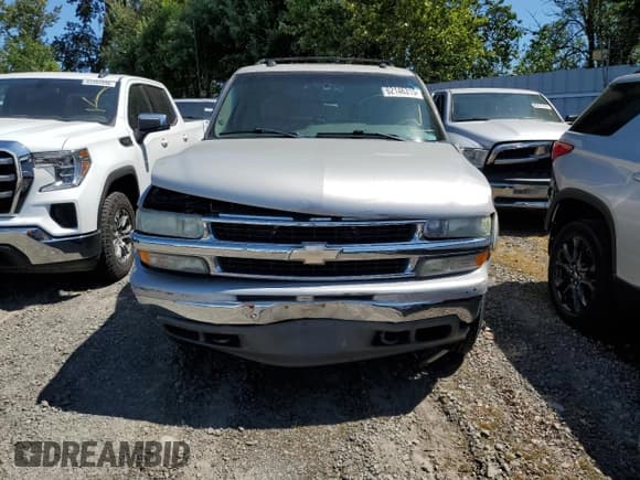 ✅ 2004 Chevrolet Suburban LT • VIN: 1GNFK16Z74J199944 • Лот: 62146315. Опубликован ранее на Copart с пробегом 220 420 миль. Бесплатный доступ к архиву аукционных продаж из США и подробный отчёт об истории автомобиля на DreamBid. Изображение 5.