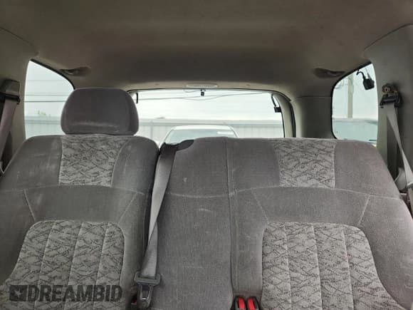 ✅ 2003 GMC Envoy SLE • VIN: 1GKDT13S632120376 • Lot: 63260995. Wystawiony na Copart z przebiegiem 150 072 mil. Bezpłatny archiwum sprzedaży aukcyjnych z USA i szczegółowy raport historii pojazdu na DreamBid. Zdjęcie 10.