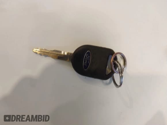 ✅ 2003 Ford Explorer XLT • VIN: 1FMZU73E43ZB33450 • Лот: 41044485. Опубликован ранее на IAAI с пробегом 155 948 миль. Бесплатный доступ к архиву аукционных продаж из США и подробный отчёт об истории автомобиля на DreamBid. Изображение 11.