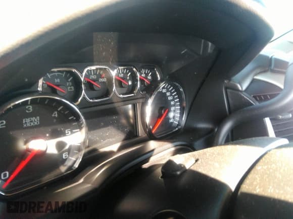 ✅ 2015 GMC Yukon XL • VIN: 1GKS2GECXFR281957 • Lot: 41768632. Wystawiony na IAAI z przebiegiem Nie podano. Bezpłatny archiwum sprzedaży aukcyjnych z USA i szczegółowy raport historii pojazdu na DreamBid. Zdjęcie 7.