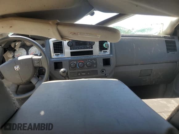 ✅ 2008 Dodge 2500 ST • VIN: 3D7KR28A88G147915 • Лот: 53360725. Опубликован ранее на Copart с пробегом Не указан. Бесплатный доступ к архиву аукционных продаж из США и подробный отчёт об истории автомобиля на DreamBid. Изображение 8.