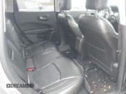 ✅ 2018 Jeep Compass Limited • VIN: 3C4NJDCB8JT480574 • Lot: 42360836. Wystawiony na IAAI z przebiegiem 80 235 mil. Bezpłatny archiwum sprzedaży aukcyjnych z USA i szczegółowy raport historii pojazdu na DreamBid. Zdjęcie 8.