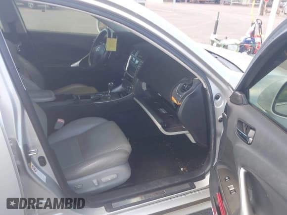 ✅ 2006 Lexus IS 350 • VIN: JTHBE262062002860 • Лот: 42885650. Опубликован ранее на IAAI с пробегом 167 344 миль. Бесплатный доступ к архиву аукционных продаж из США и подробный отчёт об истории автомобиля на DreamBid. Изображение 5.