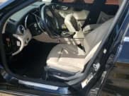 ✅ 2017 Mercedes-Benz C 300 • VIN: 55SWF4JB6HU229990 • Lot: 85518415. Wystawiony na Copart z przebiegiem Nie podano. Bezpłatny archiwum sprzedaży aukcyjnych z USA i szczegółowy raport historii pojazdu na DreamBid. Zdjęcie 7.