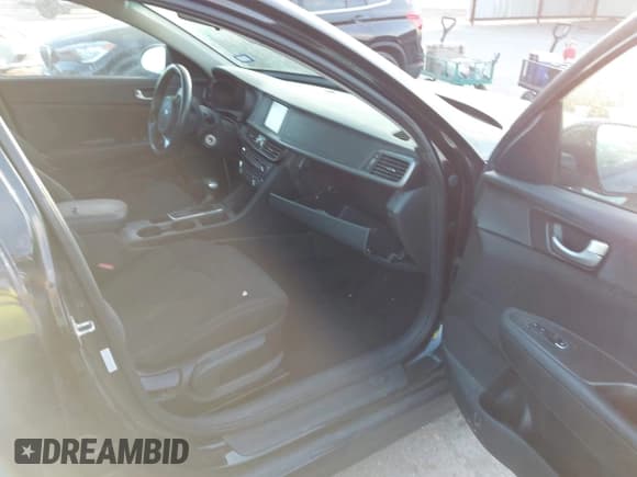 ✅ 2018 Kia Optima LX • VIN: 5XXGT4L33JG223751 • Lot: 43704339. Listed on IAAI with 288,861 mi. Free auction sales archive from the USA and detailed vehicle history report at DreamBid. Image 5.