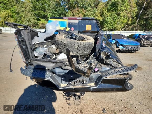 ✅ 2019 Chevrolet Silverado 1500 RST • VIN: 1GCUYEED3KZ225210 • Lot: 90432395. Listed on Copart with Not provided. Free auction sales archive from the USA and detailed vehicle history report at DreamBid. Image 6.