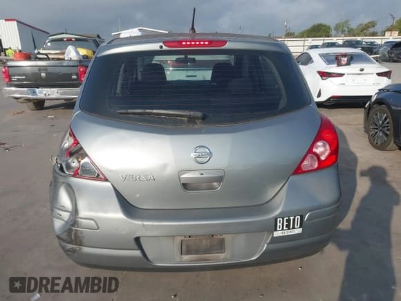✅ 2007 Nissan Versa S • VIN: 3N1BC13EX7L389601 • Lot: 43065816. Listed on IAAI with 135,357 mi. Free auction sales archive from the USA and detailed vehicle history report at DreamBid. Image 17.