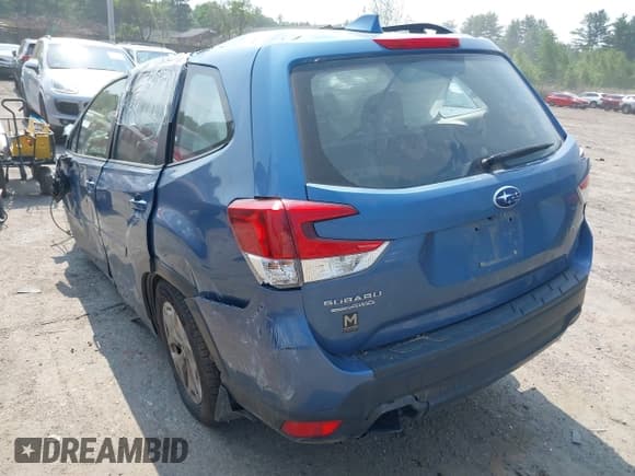 ✅ 2022 Subaru Forester • VIN: JF2SKACC2NH447504 • Lot: 42430026. Listed on IAAI with 136,915 mi. Free auction sales archive from the USA and detailed vehicle history report at DreamBid. Image 3.