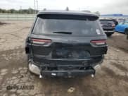 ✅ 2025 Jeep Grand Cherokee Laredo • VIN: 1C4RJKAG7S8675201 • Lot: 82066365. Wystawiony na Copart z przebiegiem 4 894 mil. Bezpłatny archiwum sprzedaży aukcyjnych z USA i szczegółowy raport historii pojazdu na DreamBid. Zdjęcie 6.
