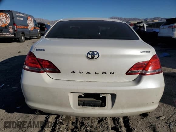 ✅ 2007 Toyota Avalon Limited • VIN: 4T1BK36B47U219944 • Lot: 90366895. Wystawiony na Copart z przebiegiem 122 189 mil. Bezpłatny archiwum sprzedaży aukcyjnych z USA i szczegółowy raport historii pojazdu na DreamBid. Zdjęcie 6.