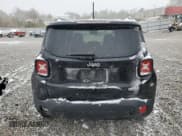 ✅ 2016 Jeep Renegade Latitude • VIN: ZACCJABT9GPD78104 • Lot: 91870885. Wystawiony na Copart z przebiegiem 85 114 mil. Bezpłatny archiwum sprzedaży aukcyjnych z USA i szczegółowy raport historii pojazdu na DreamBid. Zdjęcie 6.