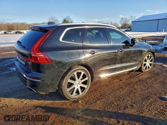 ✅ 2018 Volvo XC60 Inscription • VIN: YV4A22RL5J1052126 • Lot: 95764475. Wystawiony na Copart z przebiegiem 135 254 mil. Bezpłatny archiwum sprzedaży aukcyjnych z USA i szczegółowy raport historii pojazdu na DreamBid. Zdjęcie 3.