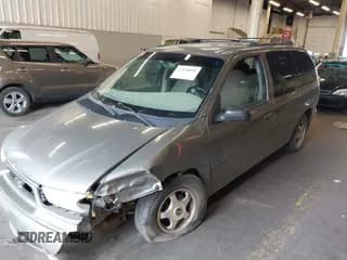 ✅ 1998 Ford Windstar LX • VIN: 2FMZA5141WBE47152 • Lot: 42033336. Wystawiony na IAAI z przebiegiem 178 682 mil. Bezpłatny archiwum sprzedaży aukcyjnych z USA i szczegółowy raport historii pojazdu na DreamBid. Zdjęcie 2.